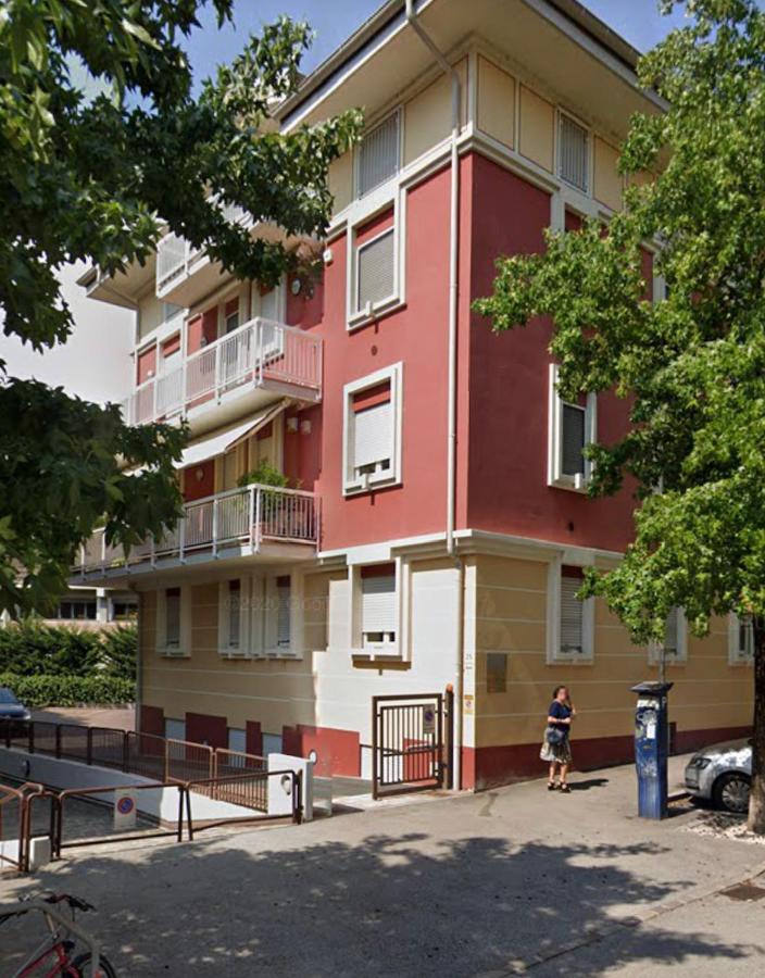 YUGOGO MILANO 25 Trento Centro Exterior foto